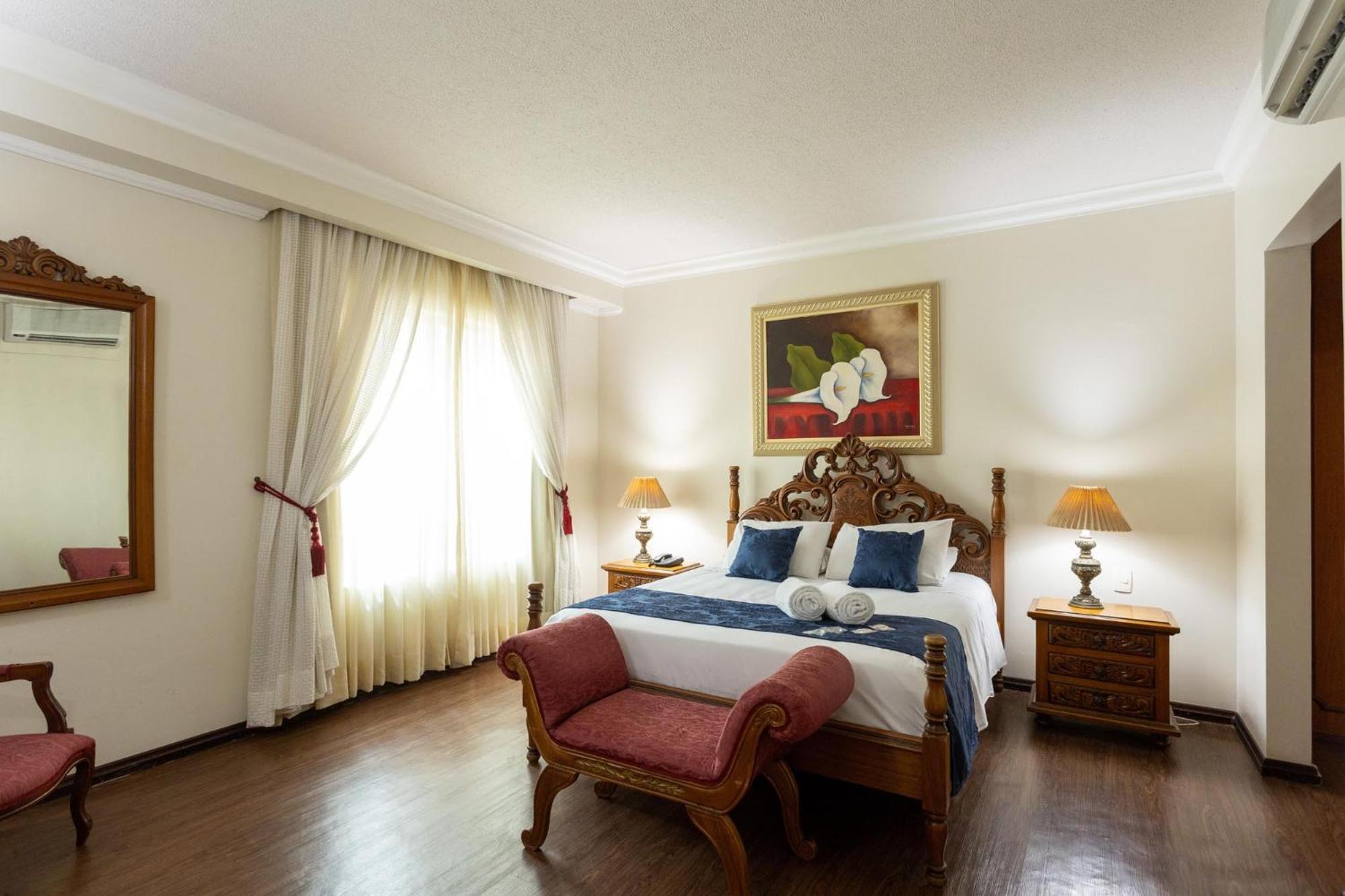 Hotel Euro Suite Campinas By Nacional Inn - Proximo Ao Cambui Esterno foto